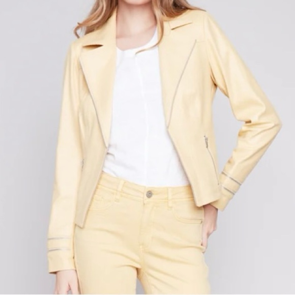 CHARLIE B || NWT VINTAGE FAUX LEATHER JACKET